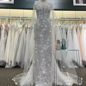 David's Bridal Galina Signature 3d Foral illusion & beaded plunge Wedding Dress